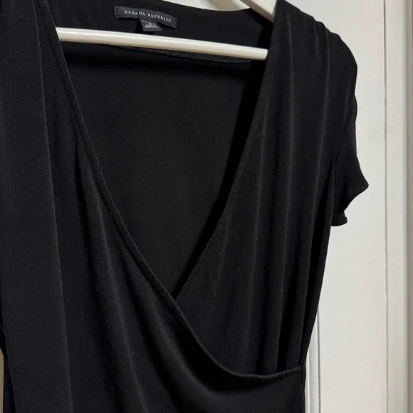 Banana Republic Black Women's Faux Wrap Blouse - Picture 3 of 6